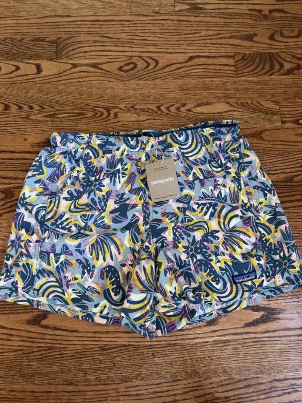 Patagonia Women's Baggies 5" Shorts Size Small Wild Botanist: Tidal Teal 57059